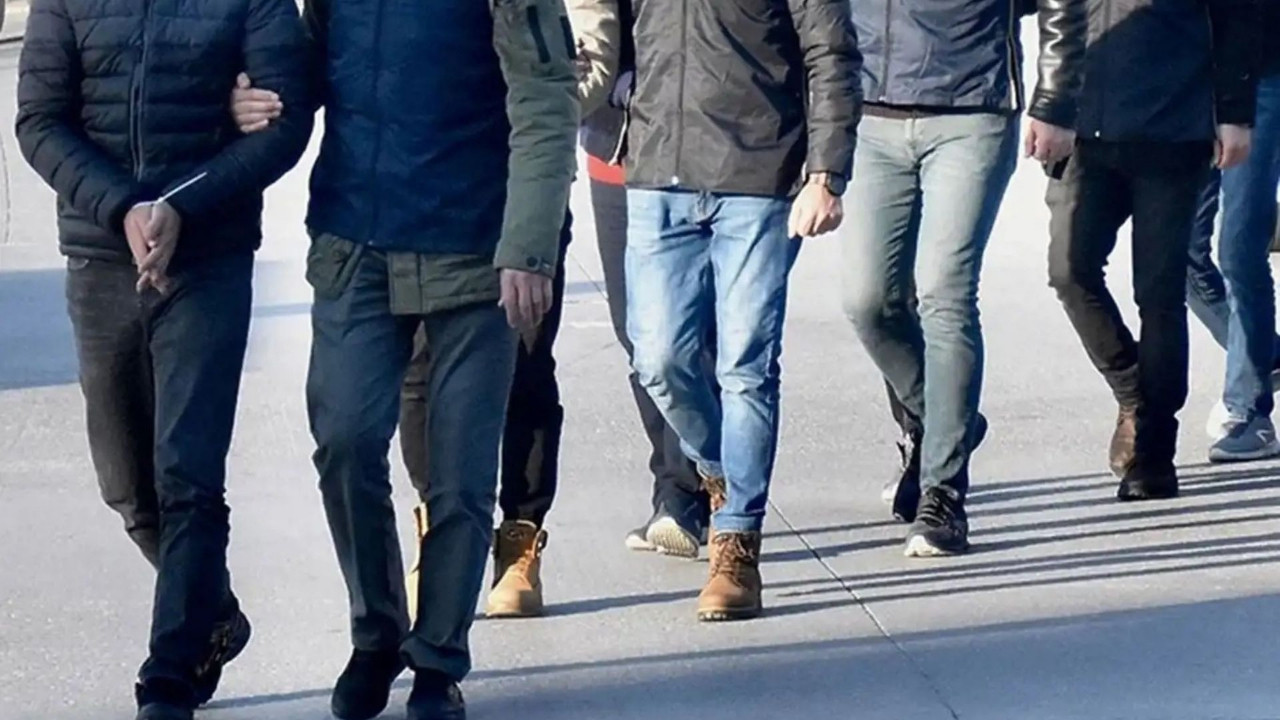 FETÖ’nün güncel yapılanmasına ağır darbe! 33 ilde 43 tutuklama