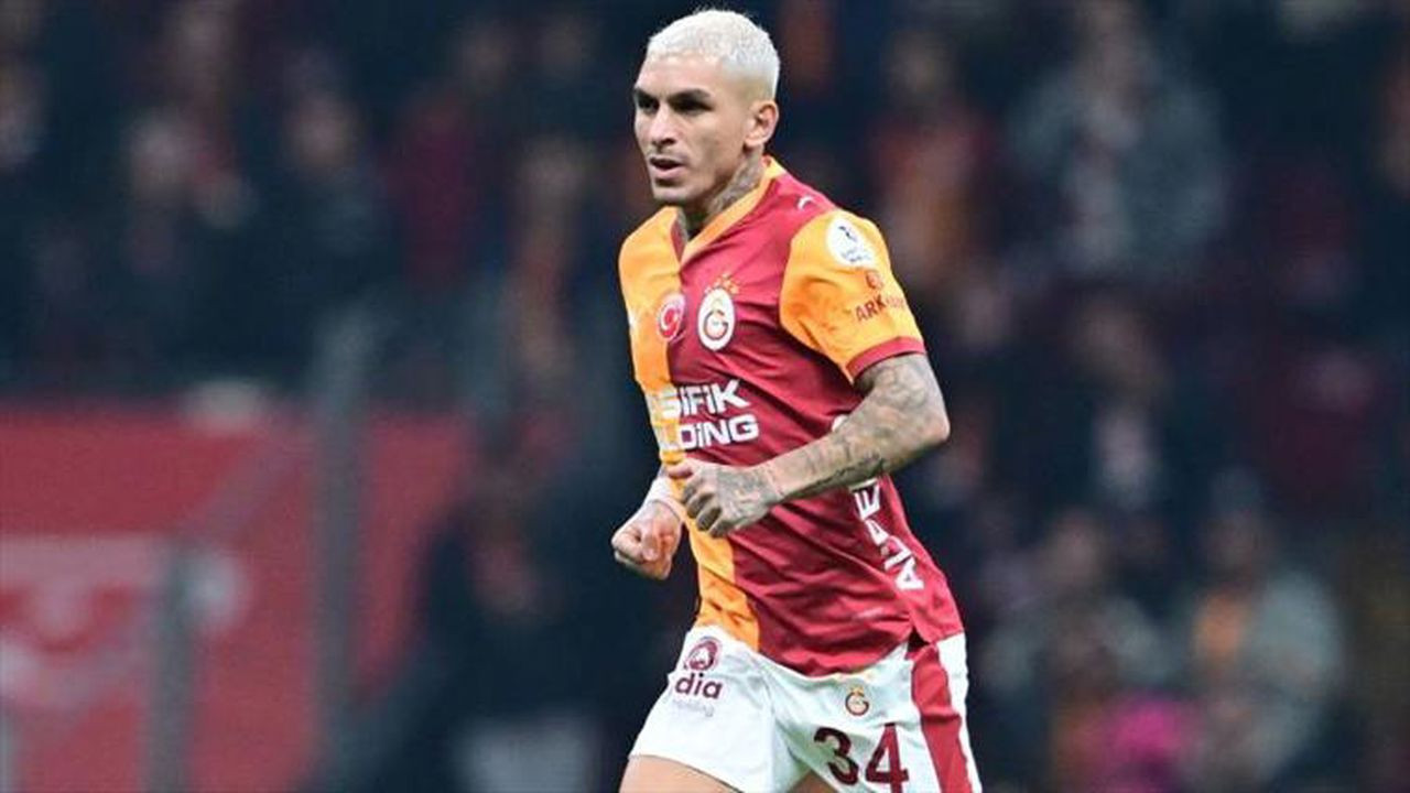 Galatasaraylı Lucas Torreira, Beyoğlu’nda darbedildi