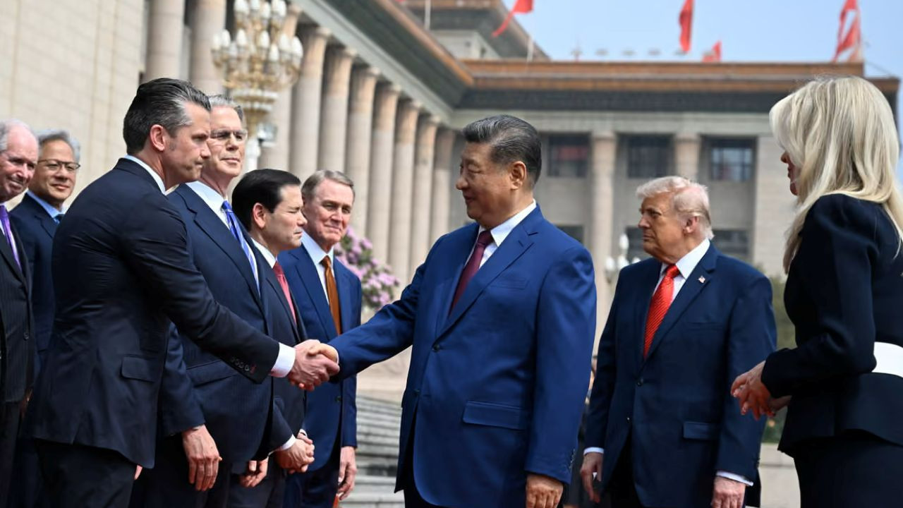 Trump ve Xi Jinping Pekin'de buluştu: Krizlere 'ortak yanıt' vurgusu
