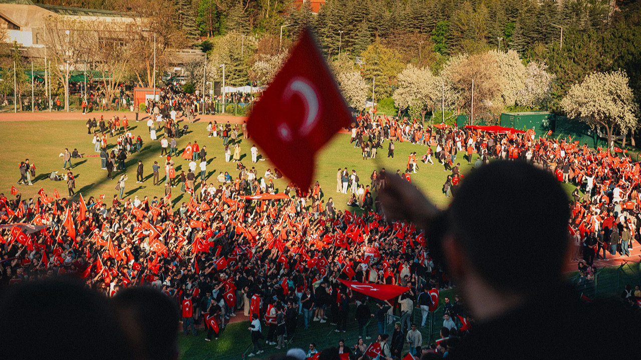 ODTÜ’DEN YÜKSELEN SES: Türk gençliği Al Bayrakta b…