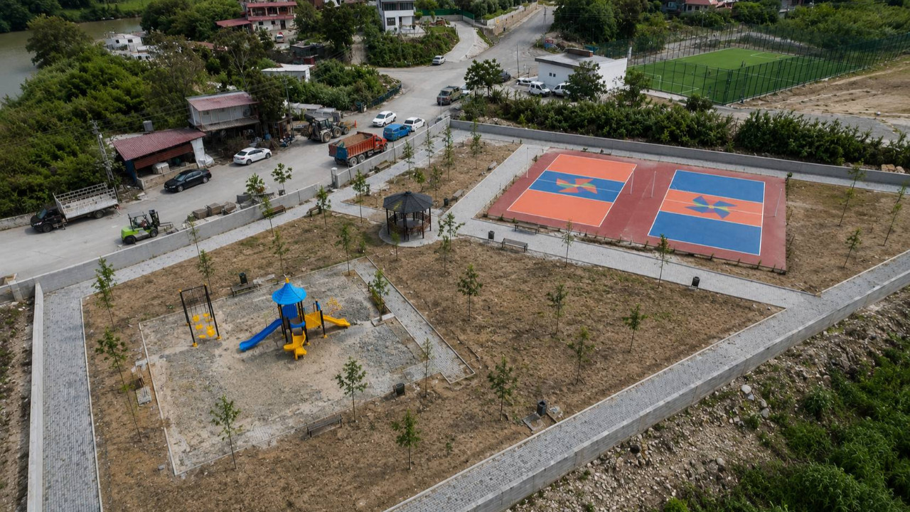 Voley Anıt Park Samandağ’da açıldı