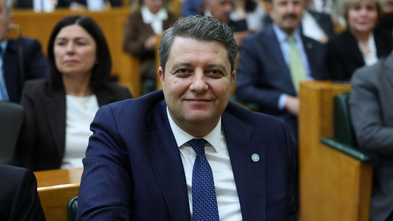 İYİ Parti İstanbul Milletvekili Ersin Beyaz partisinden istifa etti