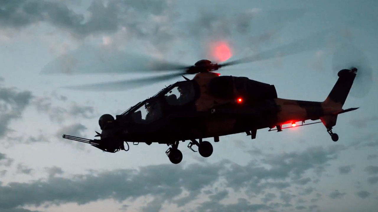 ATAK taarruz helikopterleri Efes-2026'da gövde gösterisi yaptı