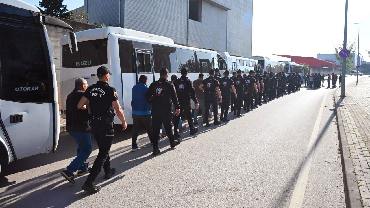 Kocaeli merkezli dolandırıcılık operasyonu: 39 kişi yakalandı