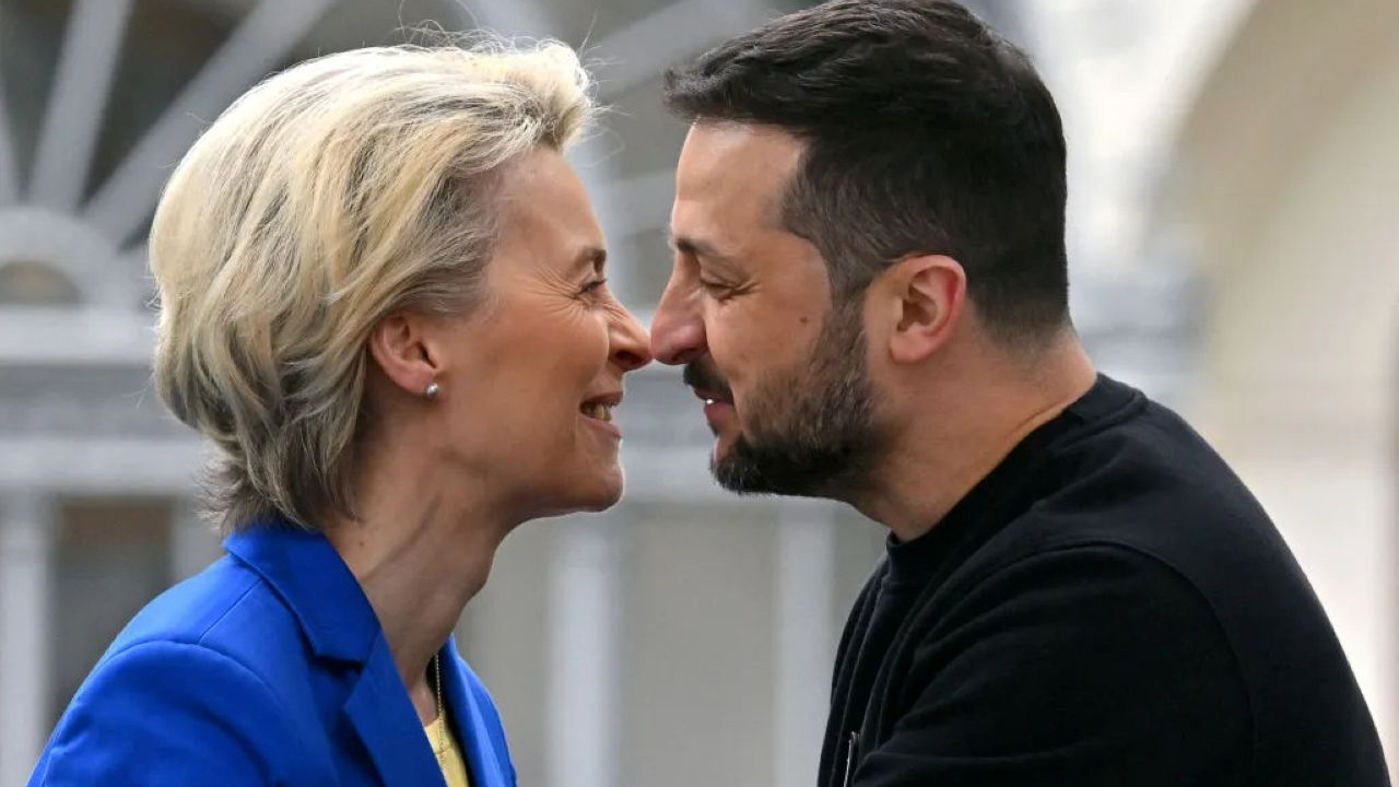 Kiev'in sivil katliamında AB'den üç maymun: 'Rusların Oreşnik'li yanıtı tüm Batı'yaydı'