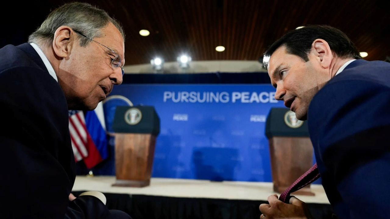 Rus Dışişleri Bakanı Lavrov Amerikalı mevkidaşını uyardı: 'Kiev'e geniş çaplı saldırılar başlıyor'