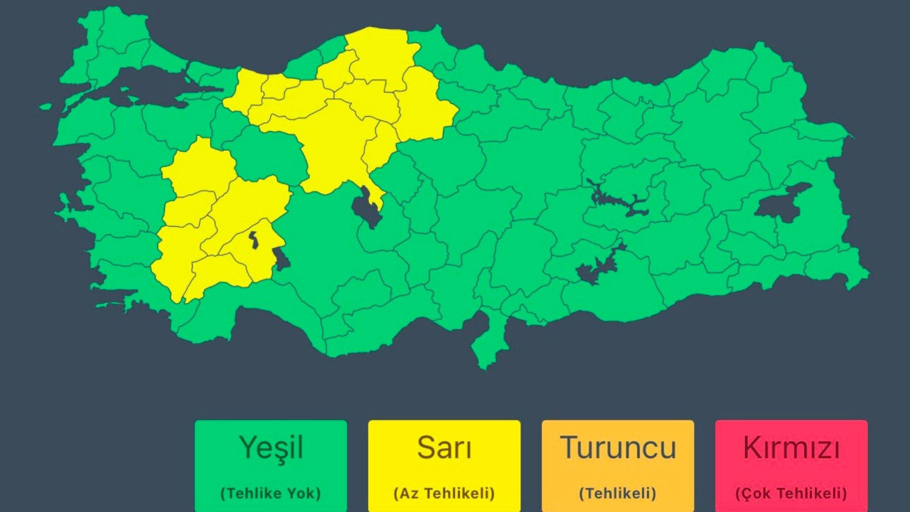 Bakanlık sarı kodla uyardı! O illerde kuvvetli sağanak bekleniyor