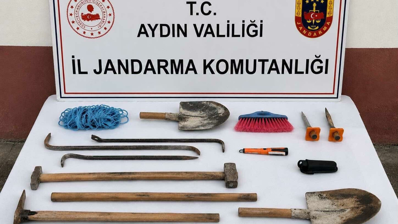 Aydın'da kaçak tarihi eser kazısına suçüstü: 3 gözaltı