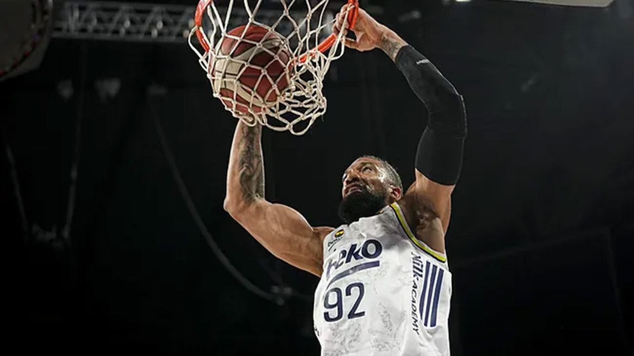 Fenerbahçe Beko, yarı finalde Anadolu Efes ile eşleşti