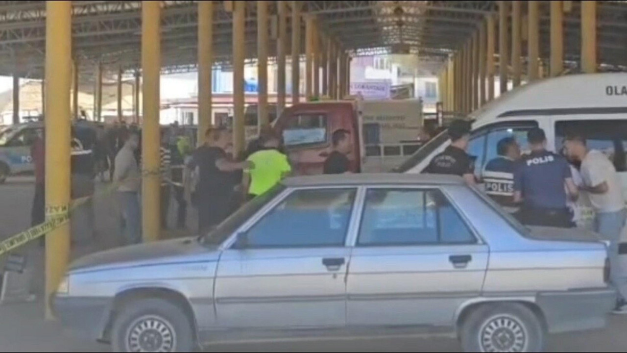 Aydın’da otomobile silahlı saldırı! 1 ölü, 1 ağır yaralı var