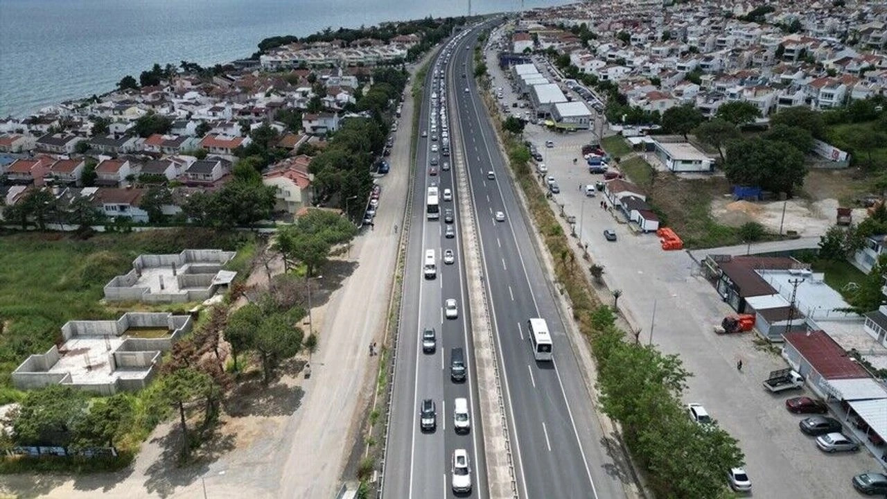 Didim'de bayram dönüşü yoğunluğu