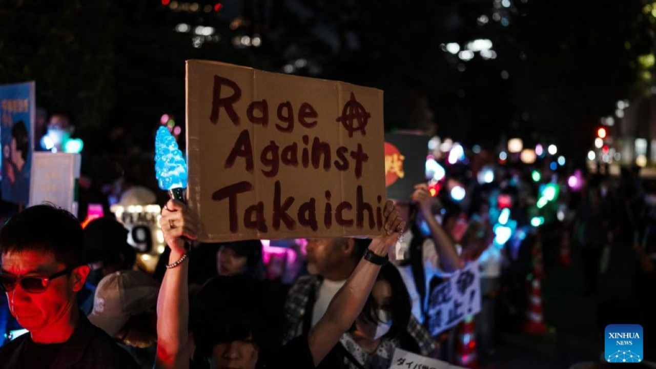 Japon halkından Takaiçi hükümetine uyarı: 'Savaşa izin vermeyeceğiz'