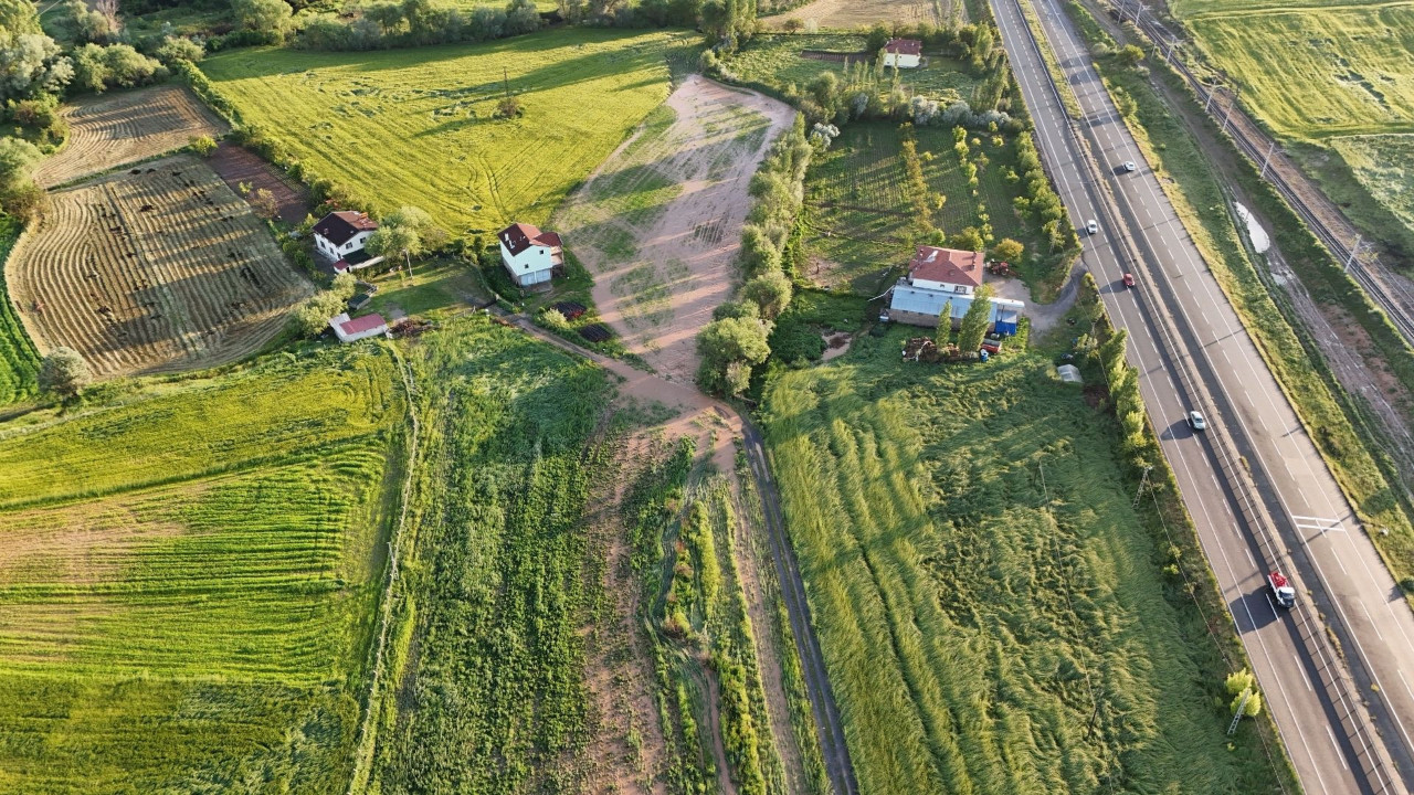 Kayseri’de çıkışı olmayan kanal taştı! Mahalle sular altında