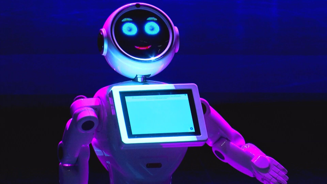 Türkiye'nin ilk çocuk robot tiyatrosu tanıtıldı