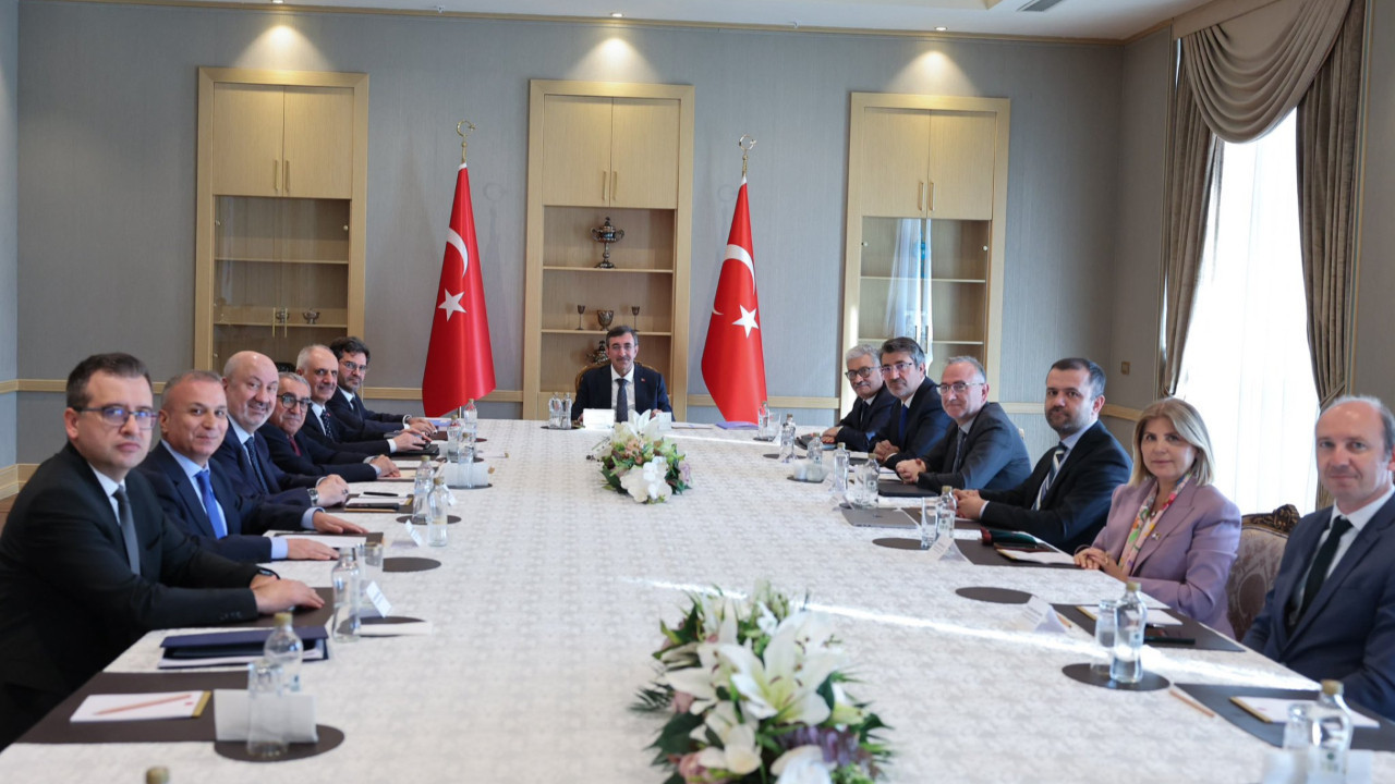 Cumhurbaşkanlığı Ekonomi Politikaları Kurulu Külliye'de topl