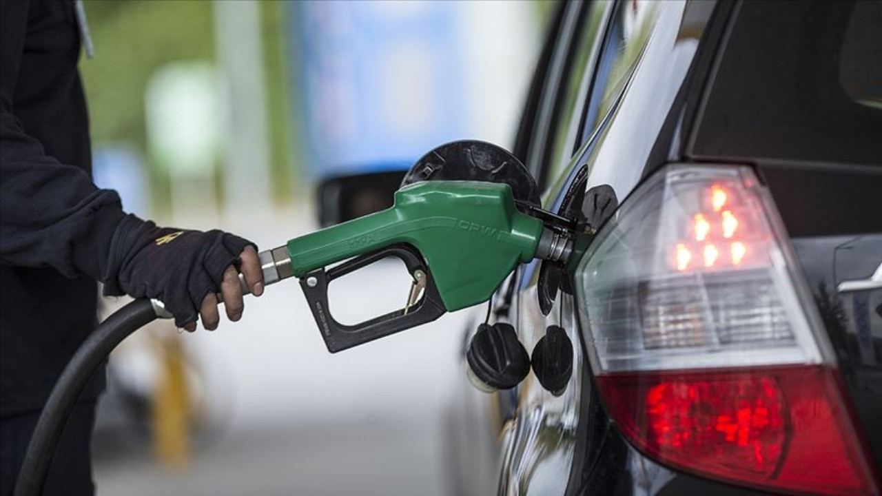 Benzine indirim geldi: Akaryakıt fiyatları güncellendi