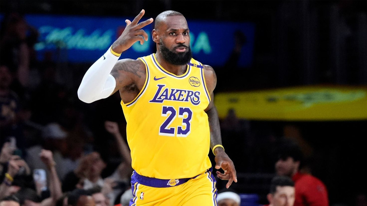 Bir dönem sona erdi! LeBron James kararını verdi