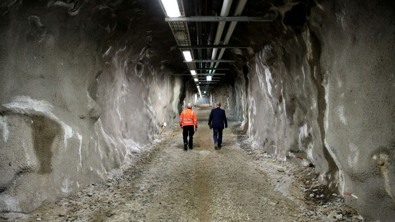 Helsinki'nin altında nükleer savaşa karşı yer altı sığınak şehri kuruldu