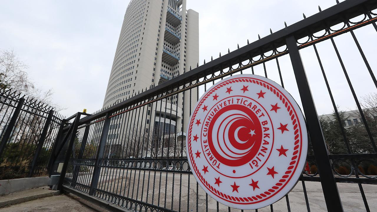 https://img.aydinlik.com.tr/rcman/Cw1280h720q95gc/storage/files/images/2026/07/27/reklam-algoritmalari-tuketiciye-aciklanacak-bakanlik-yeni-kurallari-belirledi-ivcq.jpg