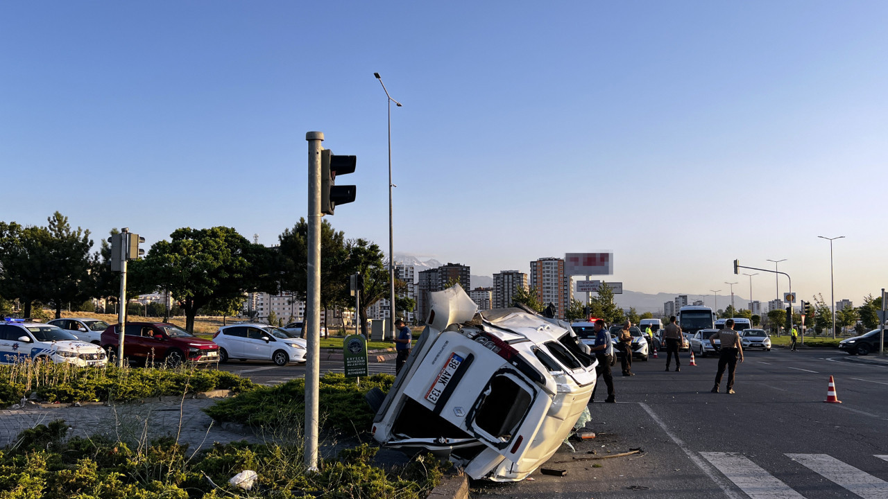 Kayseri'de trafik kazası: 4 yaralı