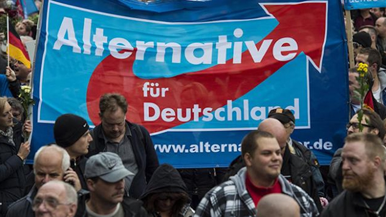 Almanya'da son anket: AfD ülke genelinde ve doğu eyaletlerinde açık ara birinci