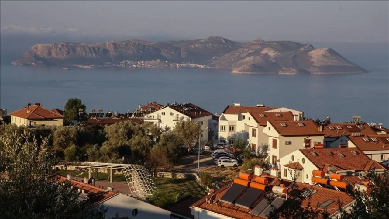 260 binden fazla Türk turist Yunan Adasına akın etti
