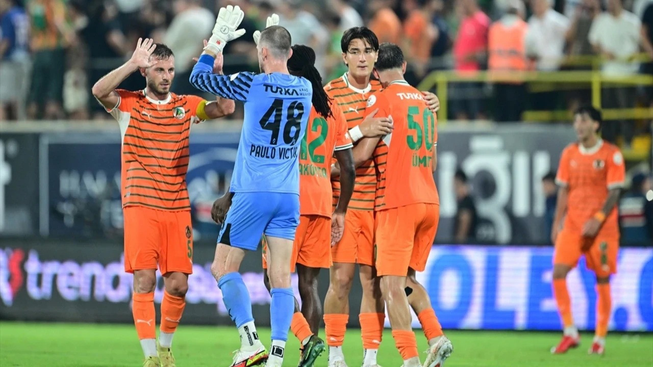 Alanyaspor'a İspanyol orta saha