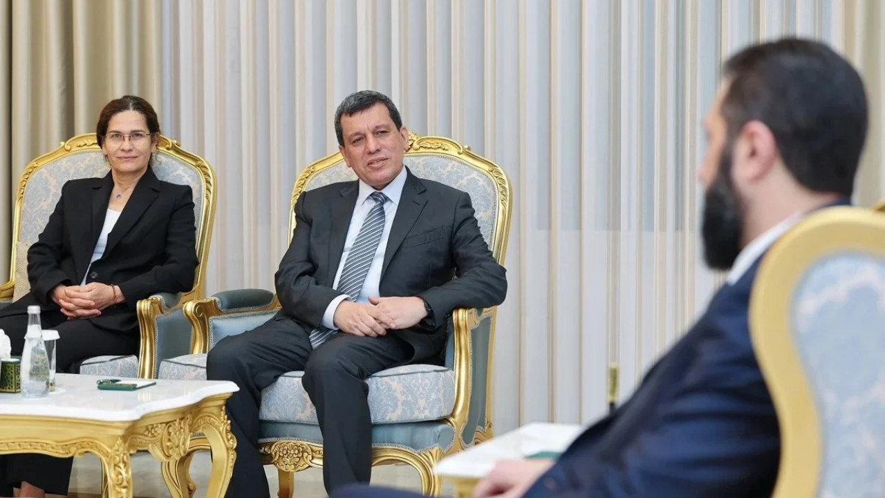 Şam'ın kırmızı çizgileri: Silah da komuta da devlette