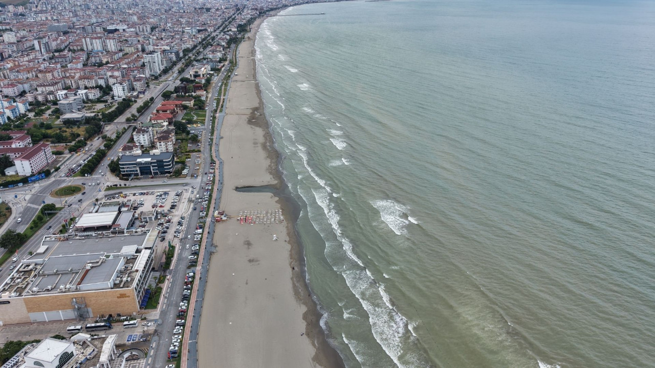 Samsun’da ‘denize girmeyin’ uyarısı! Dalga yüksekliği 1,5 metreyi bulacak