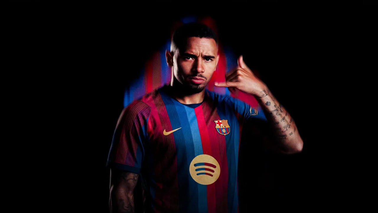 Barcelona'dan sürpriz transfer