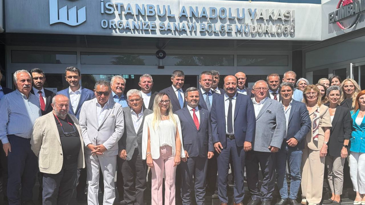İSO Yönetim Kurulu Üyesi Murat Çökmez, Adnan Dalgakıran’a desteğini açıkladı
