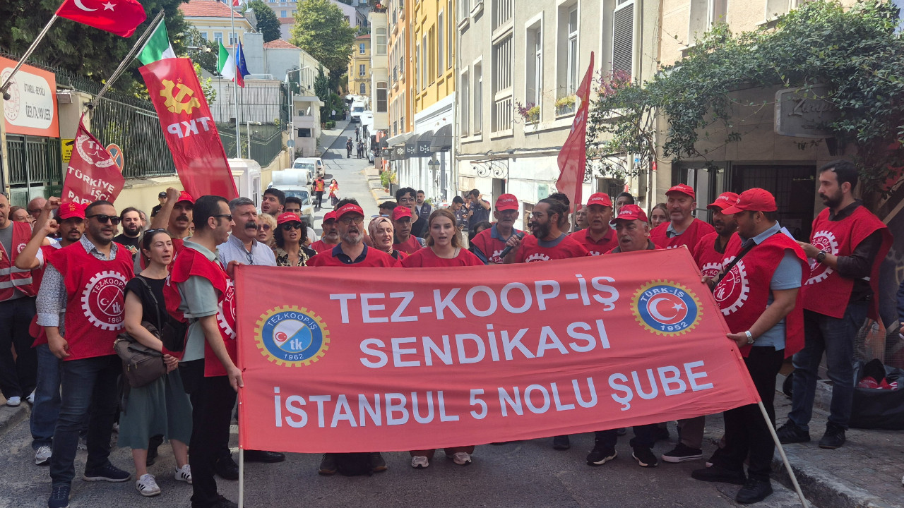 Bakanlık himayesinde el sıkışmışlardı! 'Burası İtalyan toprağı' deyip öğretmenleri kapıya koydular