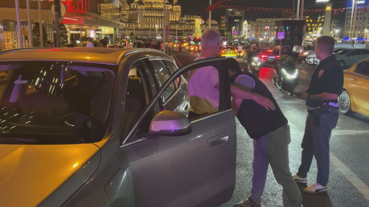 Taksim'de 'Huzur İstanbul' denetimi yapıldı