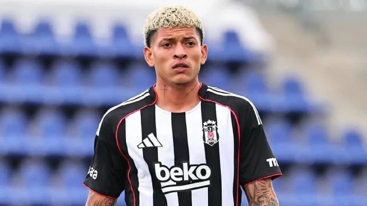 Elan Ricardo Beşiktaş'ta yine tutunamadı