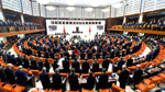 AK Parti’nin batıcıları Özgür Özel ile hükümete sıcak bakıyor! İsmet Özçelik’le Ankara Notları Aydınlık Youtube’da