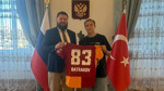 Galatasaray’ın yeni yıldızı Batrakov, Rusya İstanbul Başkonsolosluğunu ziyaret etti