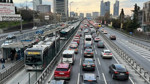 İstanbul'da yağış başladı: Trafik kitlendi