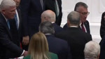 Bahçeli, Dervişoğlu ile tokalaştı; o soruya çok dikkat çeken bir yanıt verdi: "Öyle düşünebiliriz"