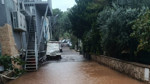 Mersin'de sağanak bazı bölgelerde su baskınlarına yol açtı