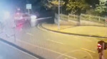 Şişli’de kaza sonrası servis şoförünü alıkoyup 80 bin lira aldılar