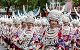Guizhou'da Miao (Etnik Grubu) Kız Kardeşler Festivali kutlandı
