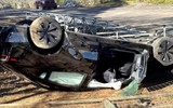 Tesla'nın otonom balonu patladı! Akılalmaz kaza kameralara böyle yansıdı
