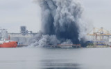 Ukrayna Romanya'nın Köstence limanını deniz dronlarıyla vurdu