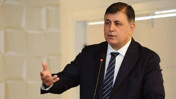 Cemil Tugay'ın hedefinde yine sendika var: Ya işçi kıyımı ya da zam iptali!