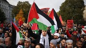Berlin'deki öğrenciler Filistin için ayakta