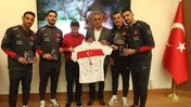 Milli Takım'dan Aziz Sancar'a ziyaret