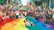 LGBT örgütleri Türkiye’deki açığı buldu: Yabancı fonlara engel yok