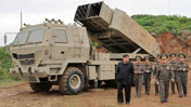 KDHC Kim Jong-un gözetiminde yapay zekâ destekli füze sistemlerini test etti