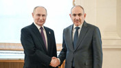 Putin ve Paşinyan tartıştı! 'En basit yol, halka başvurup ne istediğini sormaktır'