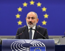 Yasa onaylandı: Erivan AB'ye katılım için referanduma gidebilecek